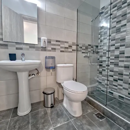 Epipleon Luxury Suites - 103 - Δωμάτιο 35Τμ Με Βεράντα 35Τμ Μπροστά Στη Θάλασσα Kato Platanitis Exterior photo