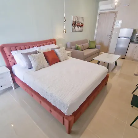 Epipleon Luxury Suites - 103 - Δωμάτιο 35Τμ Με Βεράντα 35Τμ Μπροστά Στη Θάλασσα Kato Platanitis Exterior photo