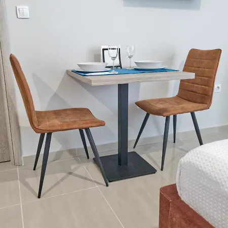 Epipleon Luxury Suites - 103 - Δωμάτιο 35Τμ Με Βεράντα 35Τμ Μπροστά Στη Θάλασσα Kato Platanitis Exterior photo